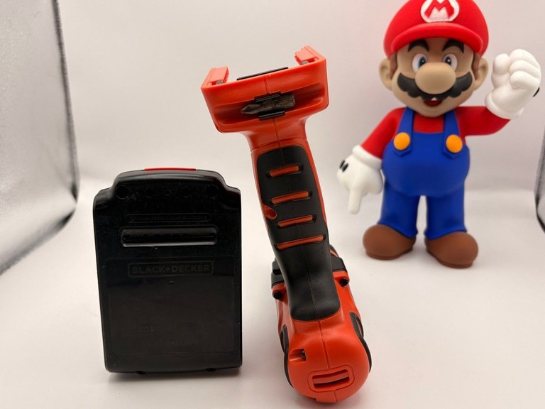 Розпродаж Black&Decker bdcdd186kb, продавець Техноскарб