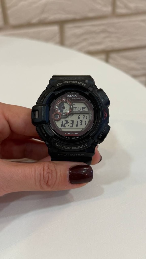 Купить Casio G-Shock G-9300-1ER Б/У