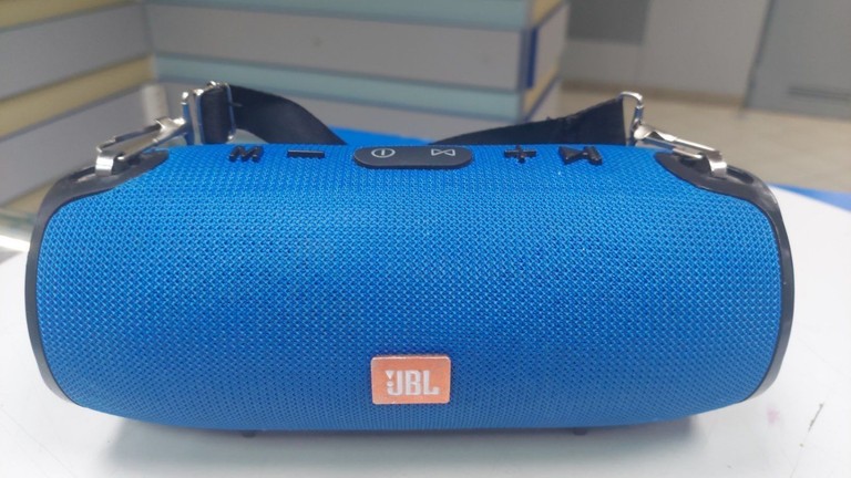 Купить Jbl (Копія) xertmt Б/У