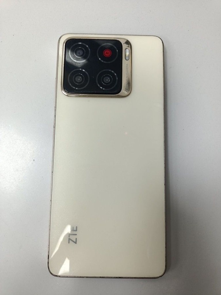 Дешиво Zte blade a56 4/128gb с ломбарда