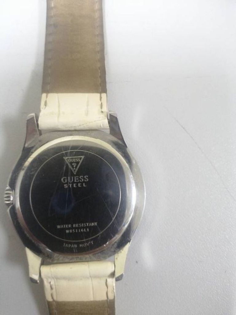 Guess w85116l1