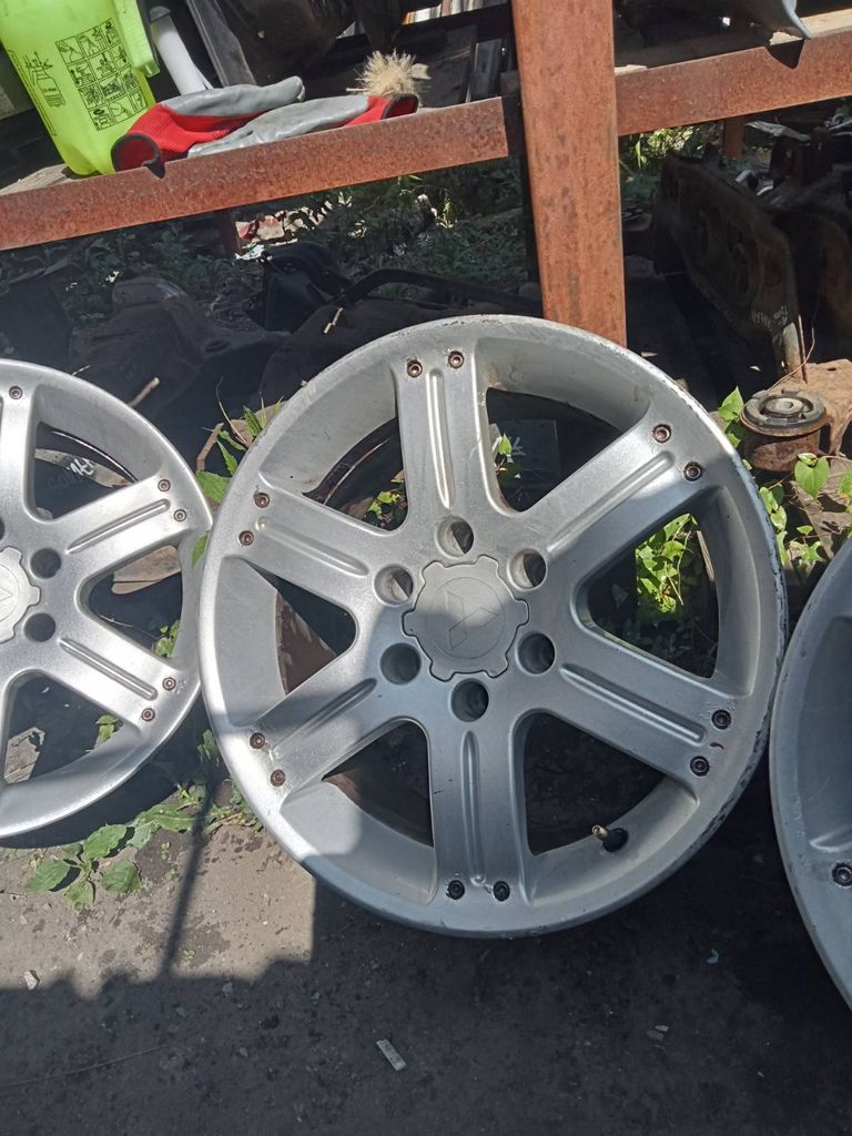 Купити Mitsubishi pajero L200 Б/У