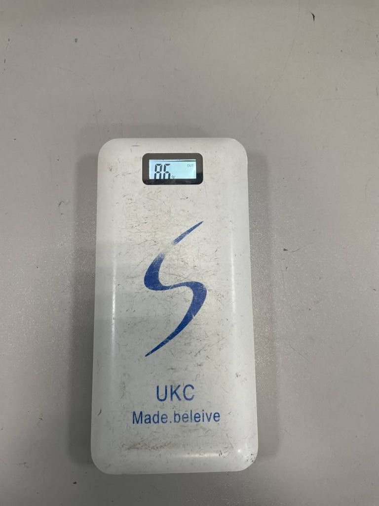 Ukc 30000 mah