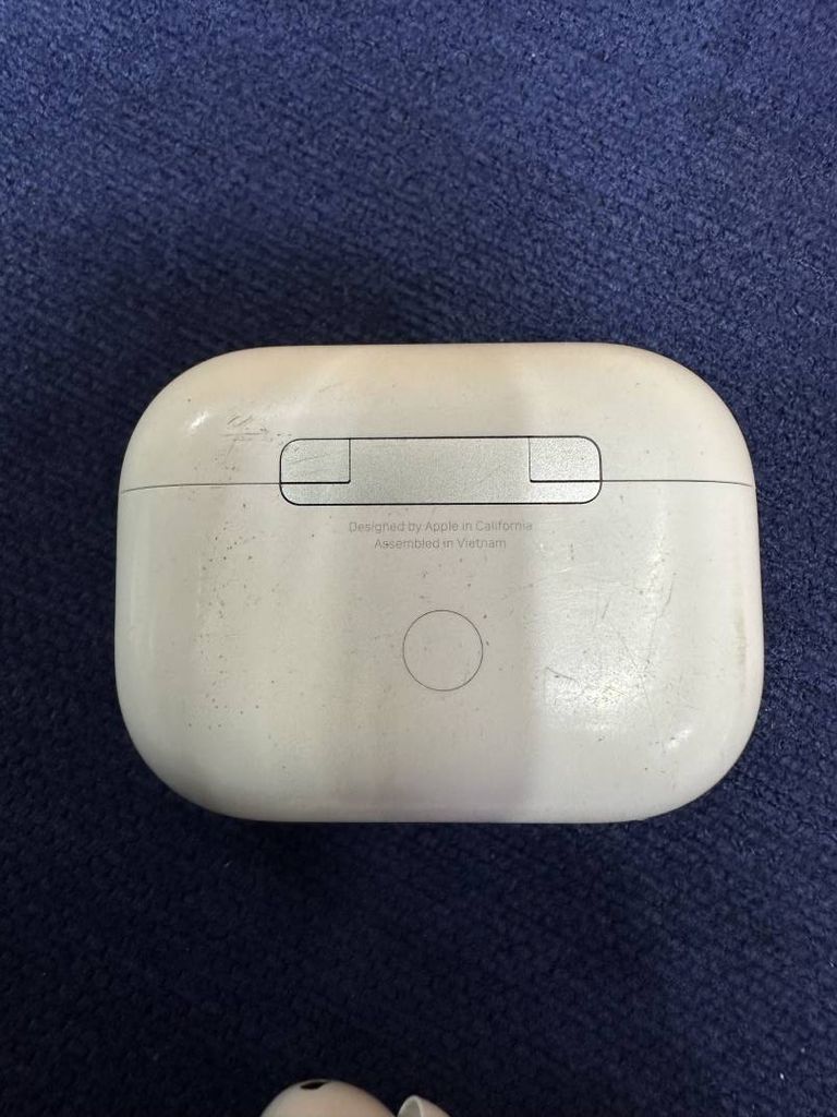 Apple AirPods Pro 2nd generation (MQD83)