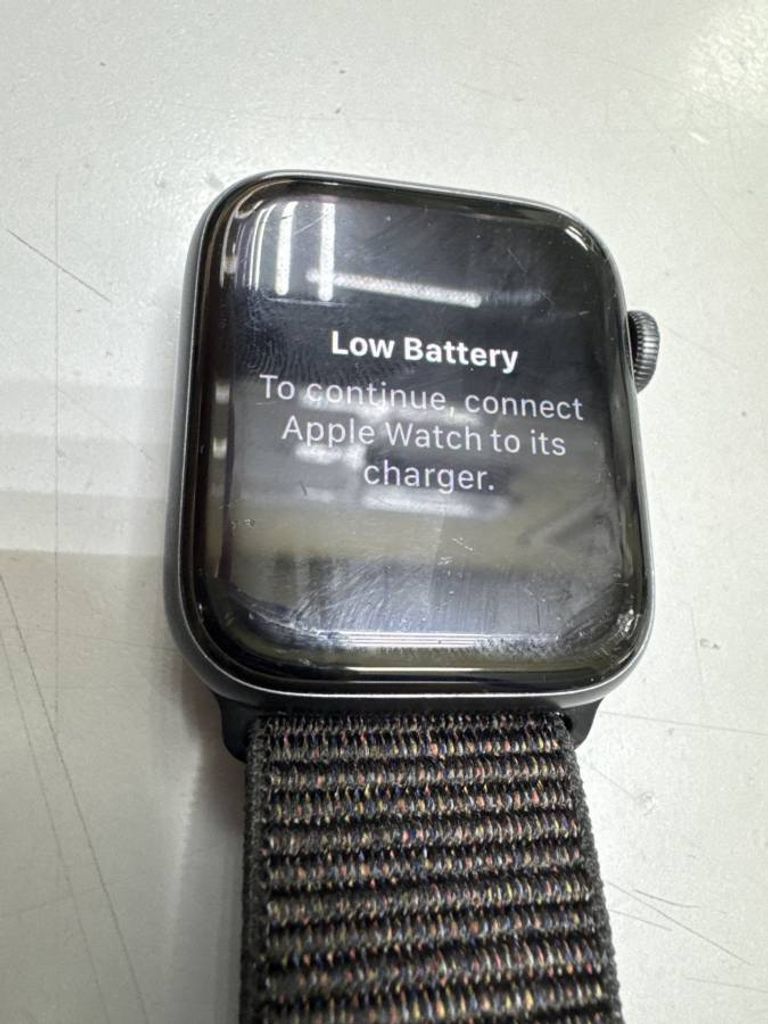 Дешиво Apple watch series 6 gps aluminium case 44mm a2292 с ломбарда