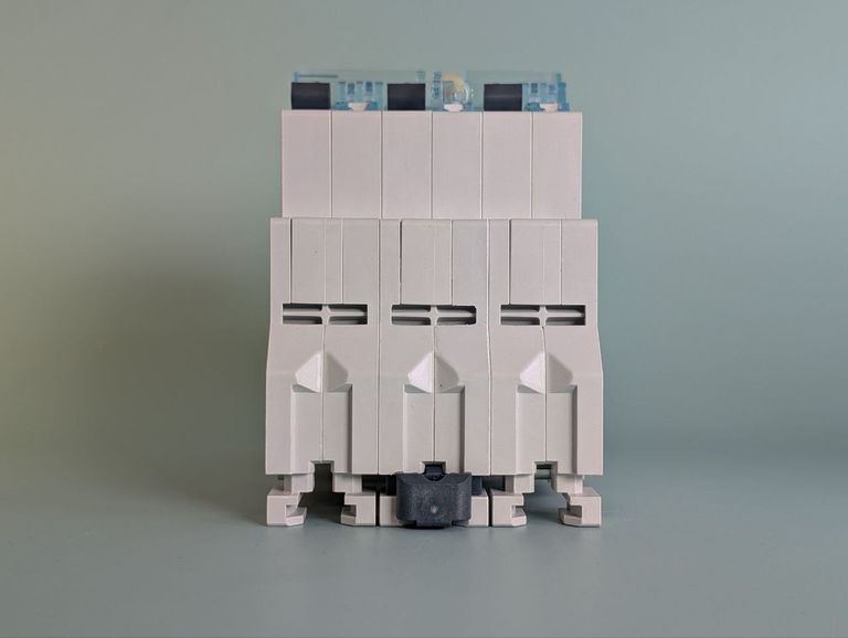 MCB SLS Селективний автоматичний вимикач 3P Cs 63A, шина 40 мм-12x5/10 мм HTS363C. Новий.  Код:null. Изображение 7