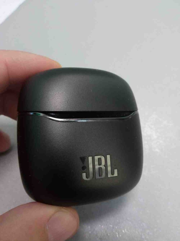 Купить Jbl Tour Pro+ TWS Black (JBLTOURPROPTWSBLK) Б/У