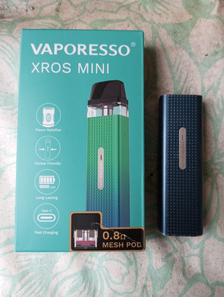 Купить Vaporesso XROS 3 mini Pod Kit 1000 mAh Black Б/У