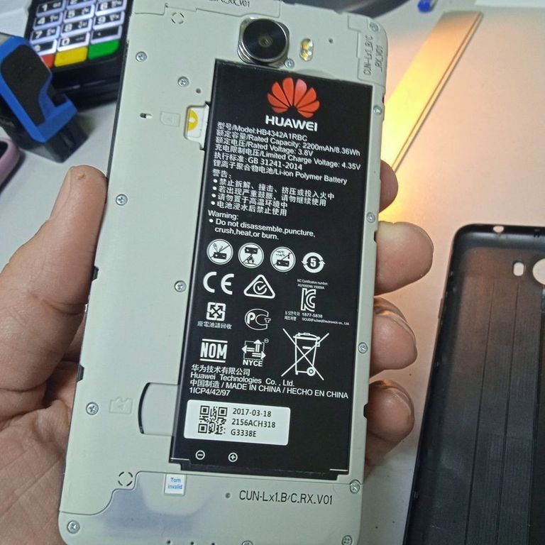 Купити Huawei y5 Б/У