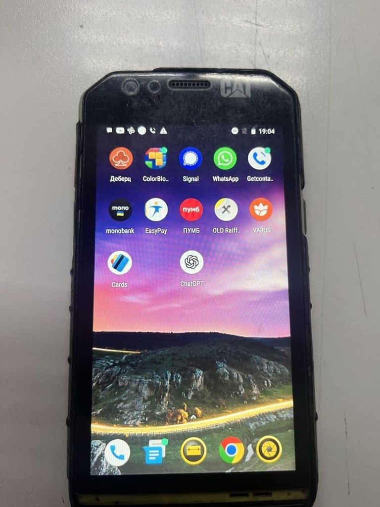 Купити Caterpillar cat s31 Б/У