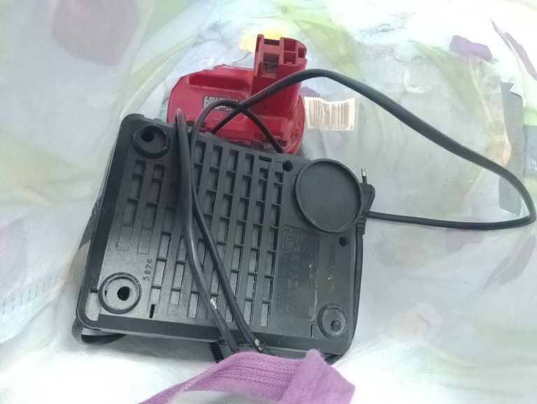 Дешево Bosch gsr 14,4 ve-2 li 1акб зп з ломбарду