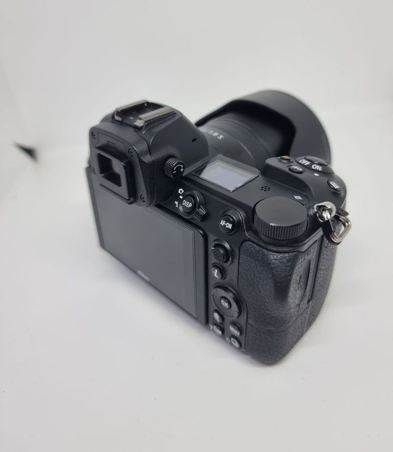 Nikon Z6 body + FTZ Mount Adapter + 64GB XQD (VOA020K008) Код:01-200592134. Изображение 10