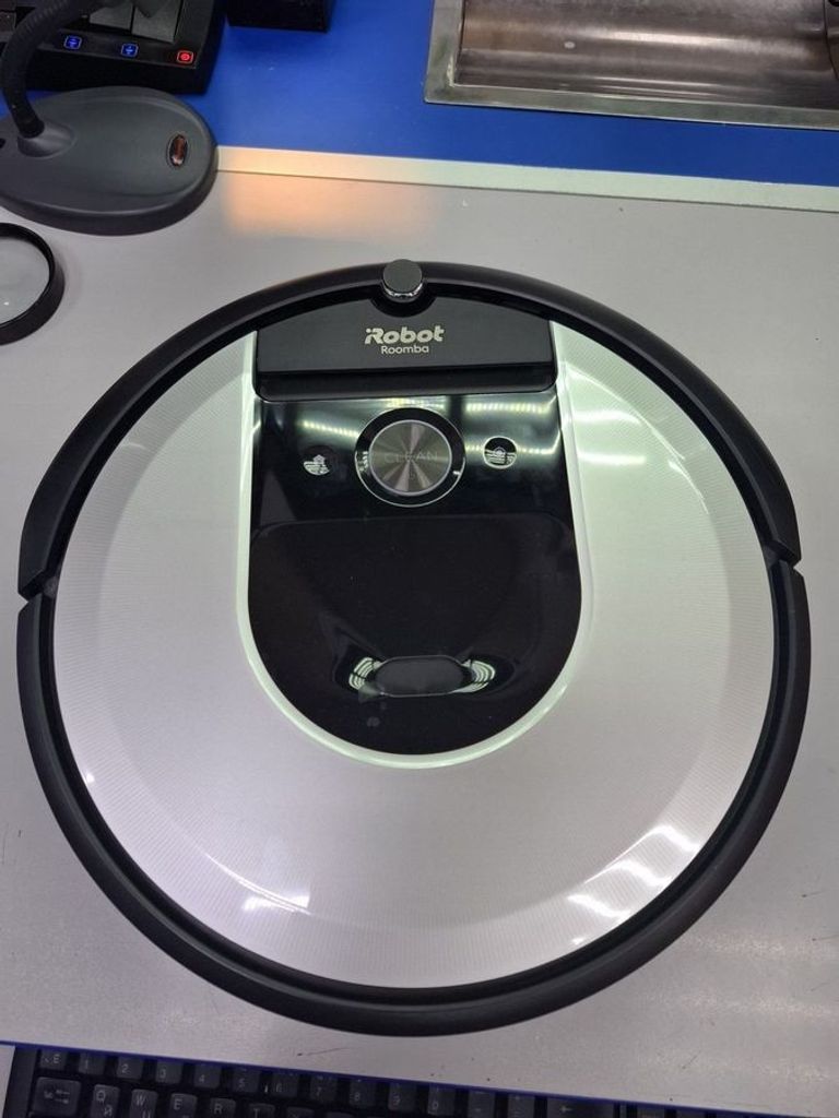 Купити Irobot Roomba i7 Б/У