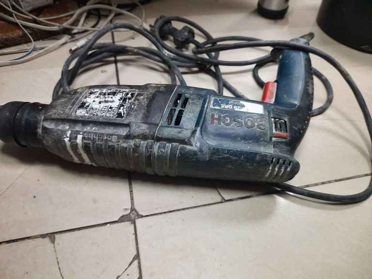 Дешево Bosch GBH 2-26 DRE (0615990L43) з ломбарду