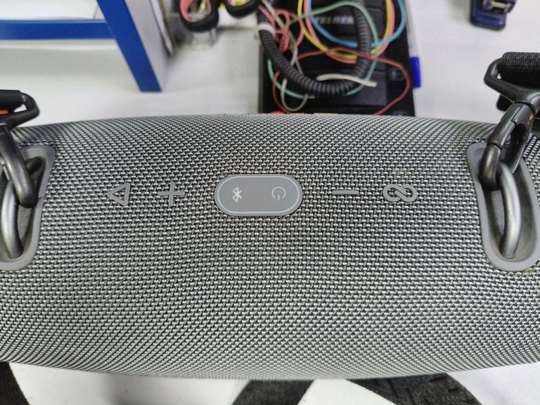 Дешиво Jbl xtreme 3 с ломбарда