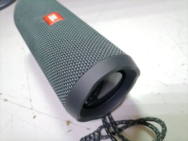 Дешиво Jbl Flip Essential 2 Black (JBLFLIPES2) с ломбарда