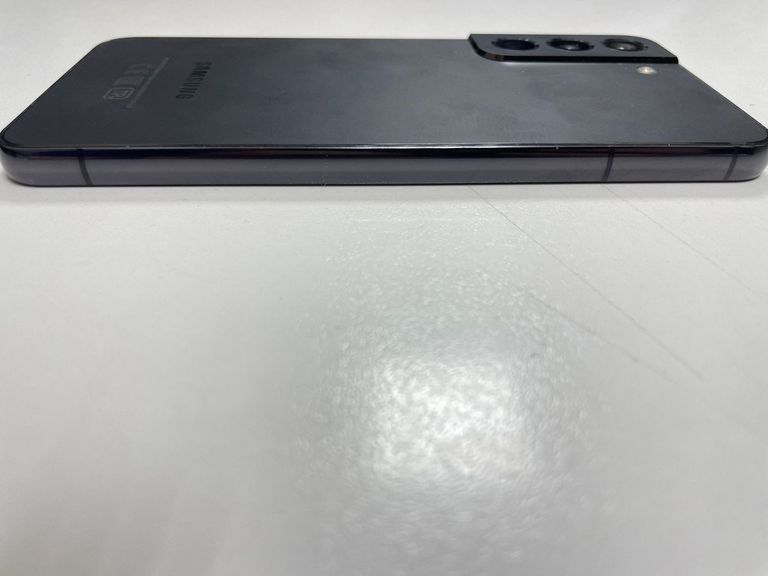 Дешиво Samsung s901b galaxy s22 8/128gb с ломбарда