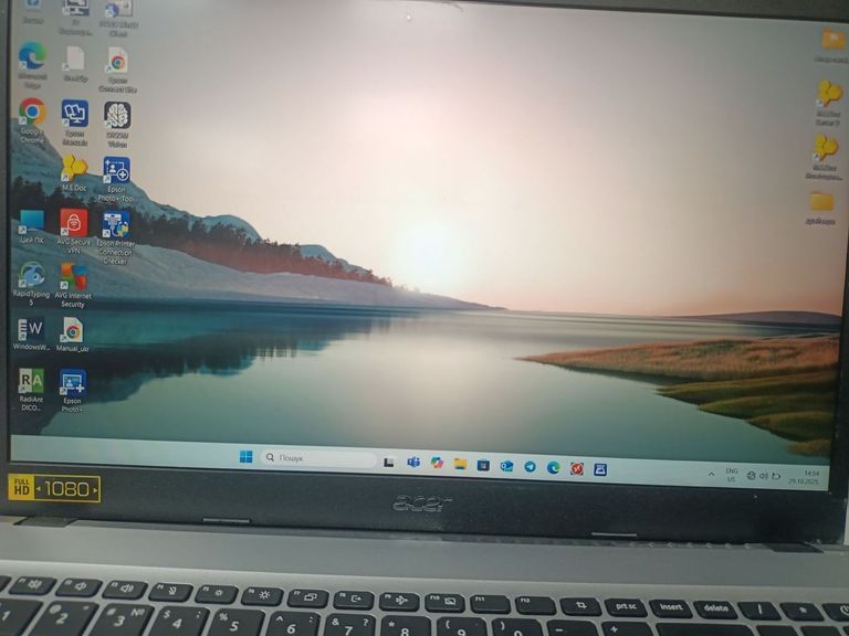 Купити Acer 15/core i5-1235u ddr5/8gb ddr4/hdd 250 gb/ssd *відсутній/*інтегрована Б/У