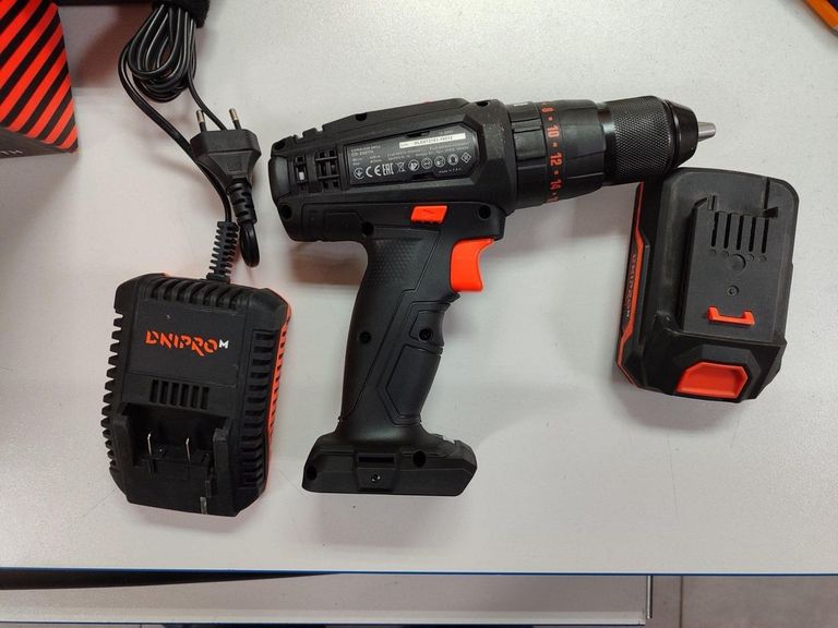 Купити Dnipro-M cd-200bc ultra 2021 1акб 2аh зп Б/У