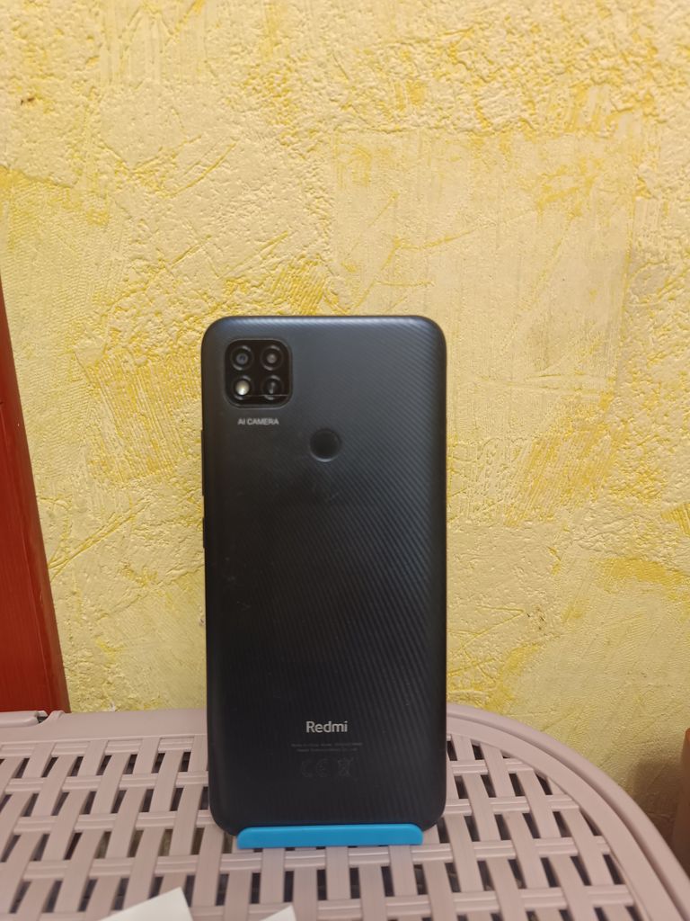 Купити Xiaomi Redmi 9C 3/64GB Midnight Gray Б/У