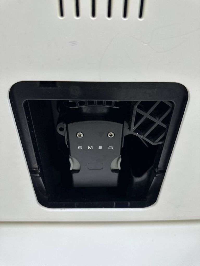 Smeg BCC02WHMEU Код:01-200788731. Зображення 7