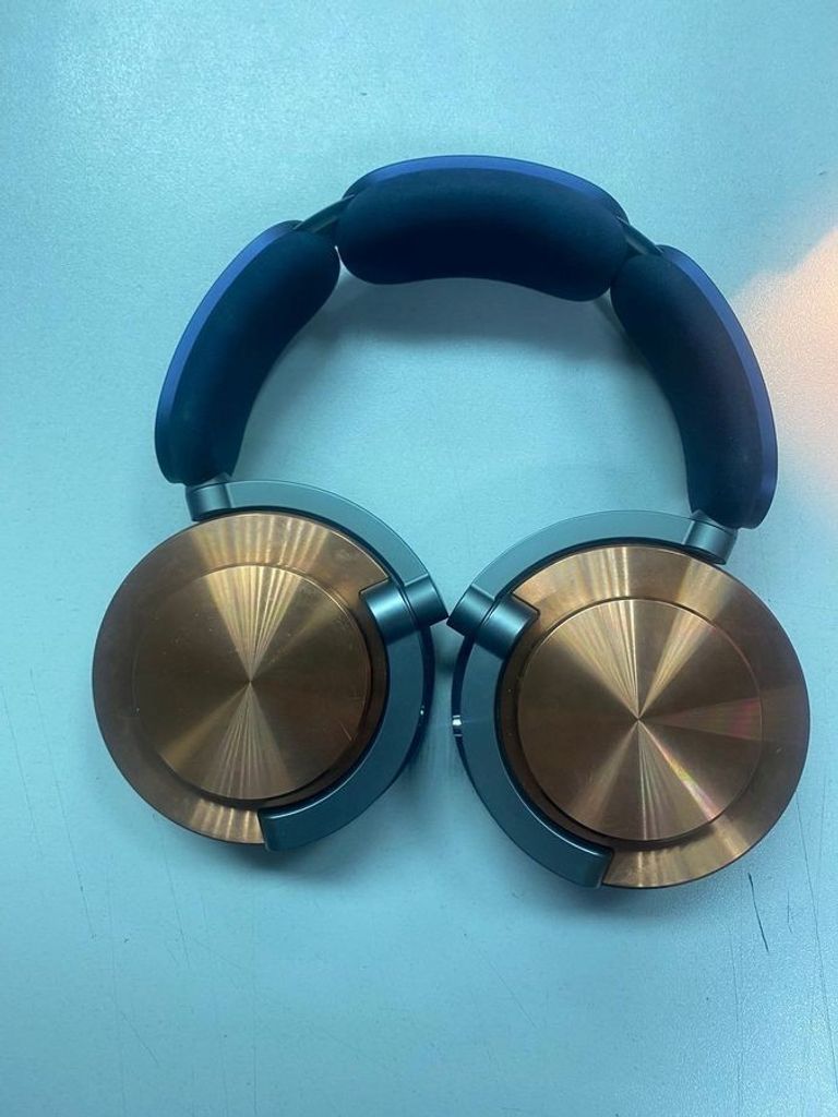 Купить Dyson zone absolute with air purification prussian/bright copper Б/У