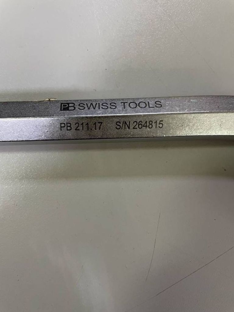 Дешиво Swiss Tools pb 211.17 с ломбарда