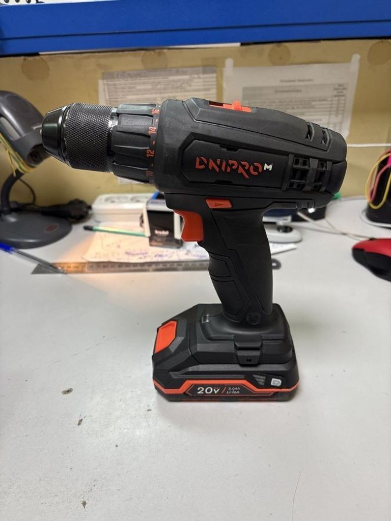 Купити Dnipro-M cd-200t 1акб 2ah зп Б/У