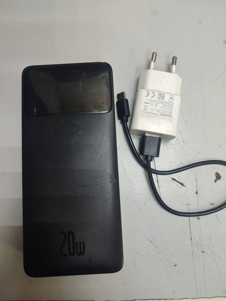 Купити Baseus bipow pro digital display 20w 10000mah ppbd040105 Б/У