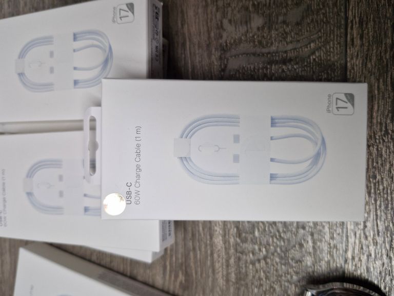 Купить Cable USB-C Б/У