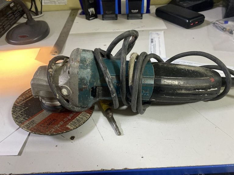 Оголошення Makita GA5030 Б/У