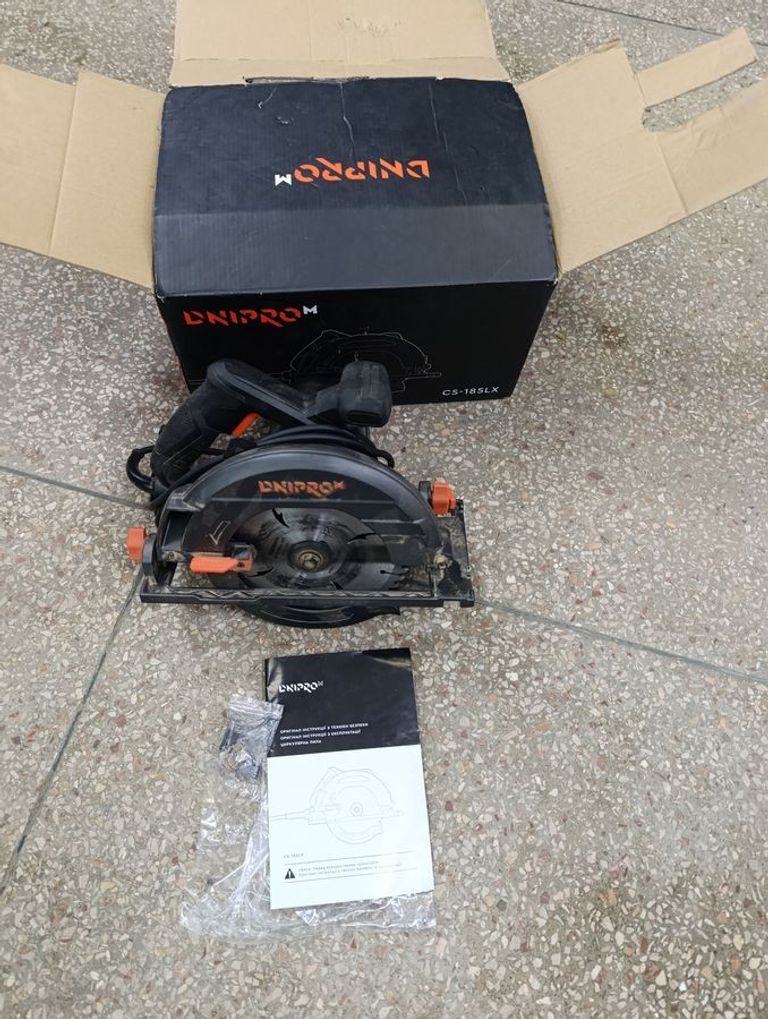 Купити Dnipro-M cs-185 lx Б/У