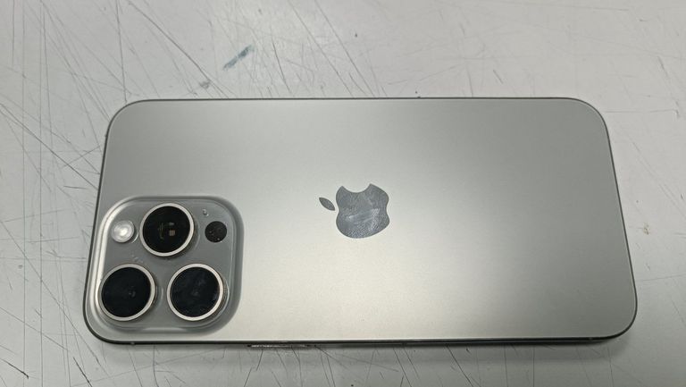 Купити Apple iphone 15 pro max 256gb Б/У