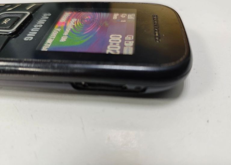 Розпродаж Samsung e1200, продавець Техноскарб