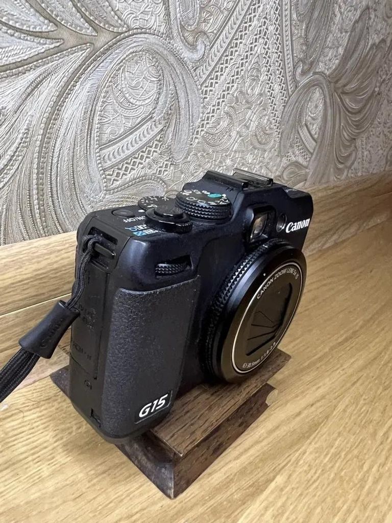 Дешево Canon PowerShot G15 Black з ломбарду