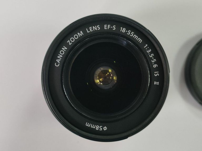 Canon eos 2000d / ef-s 18-55mm f/3.5-5.6 is ii Код:01-200907855. Зображення 5