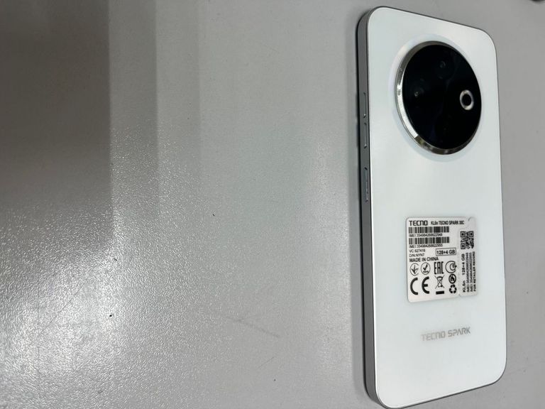 Розпродаж Tecno spark 30c kl5n 4/128gb, продавець Техноскарб