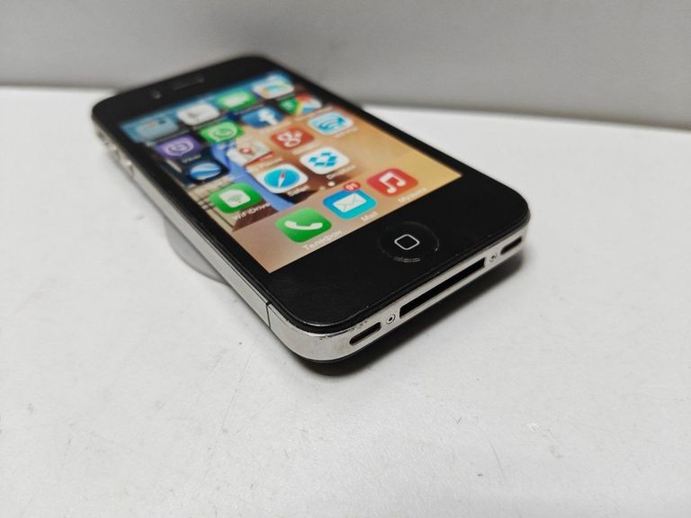 Apple iphone 4 16gb Код:01-200910352. Изображение 5