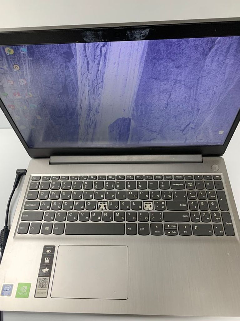Розпродаж Lenovo 15/pentium 6405u ddr4/4gb ddr4/hdd *відсутній/ssd 128 gb/geforce mx130 2gb, продавець Техноскарб