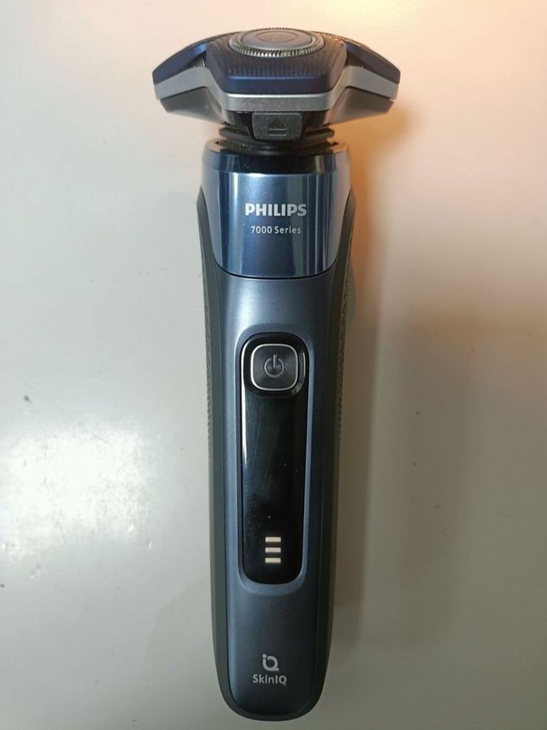 Дешево Philips Shaver series 7000 S7882/55 з ломбарду