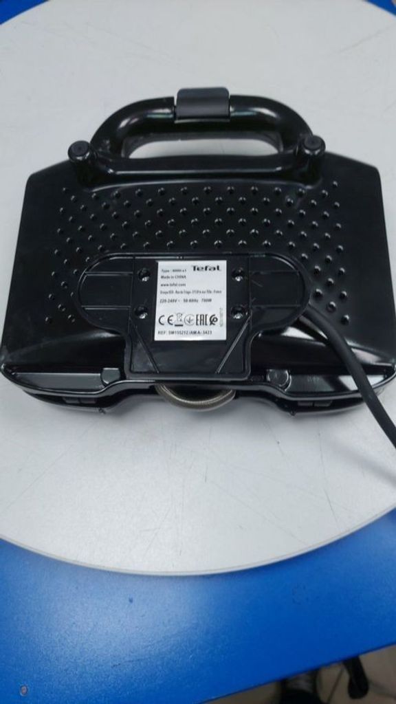 Дешево Tefal Ultracompact SM155212 з ломбарду