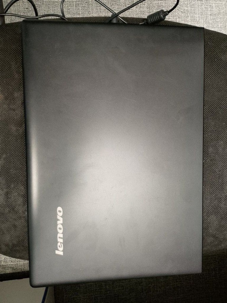 Купити Lenovo 15/pentium 3825u ddr3/4gb ddr3/hdd 1000 gb/ssd *відсутній/geforce 920m 2gb Б/У
