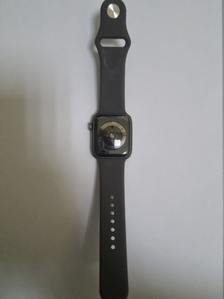 Объявление Apple watch series 4 gps 44mm alum. w. sport l. alum Б/У