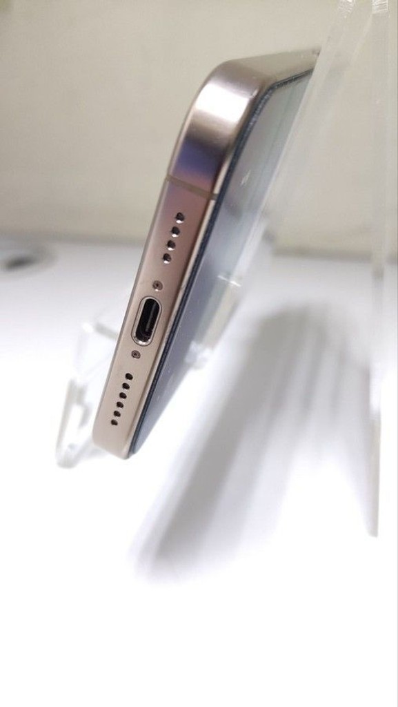 Apple iphone 16 pro max 256gb Код:01-200938336. Изображение 5