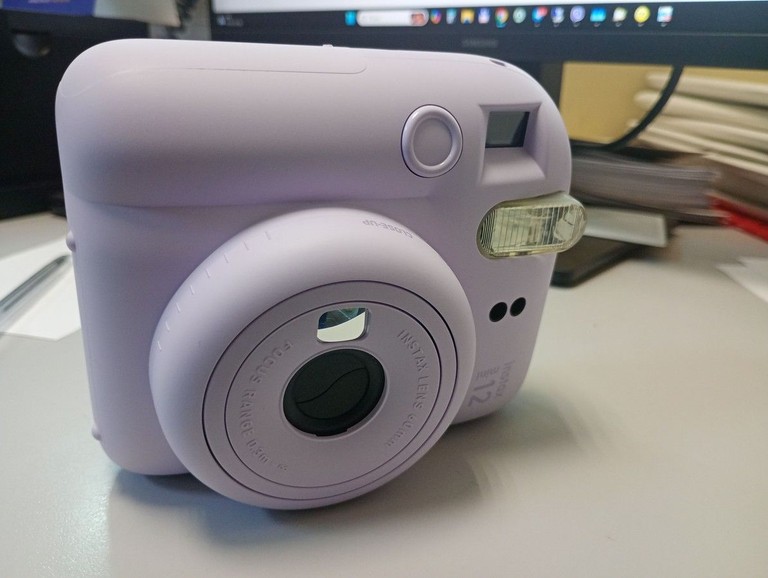 Купити Fujifilm instax mini 12 Б/У