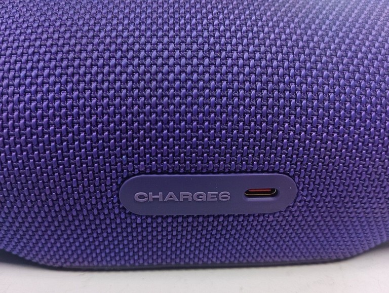 Дешиво JBL Charge 6 Black с ломбарда