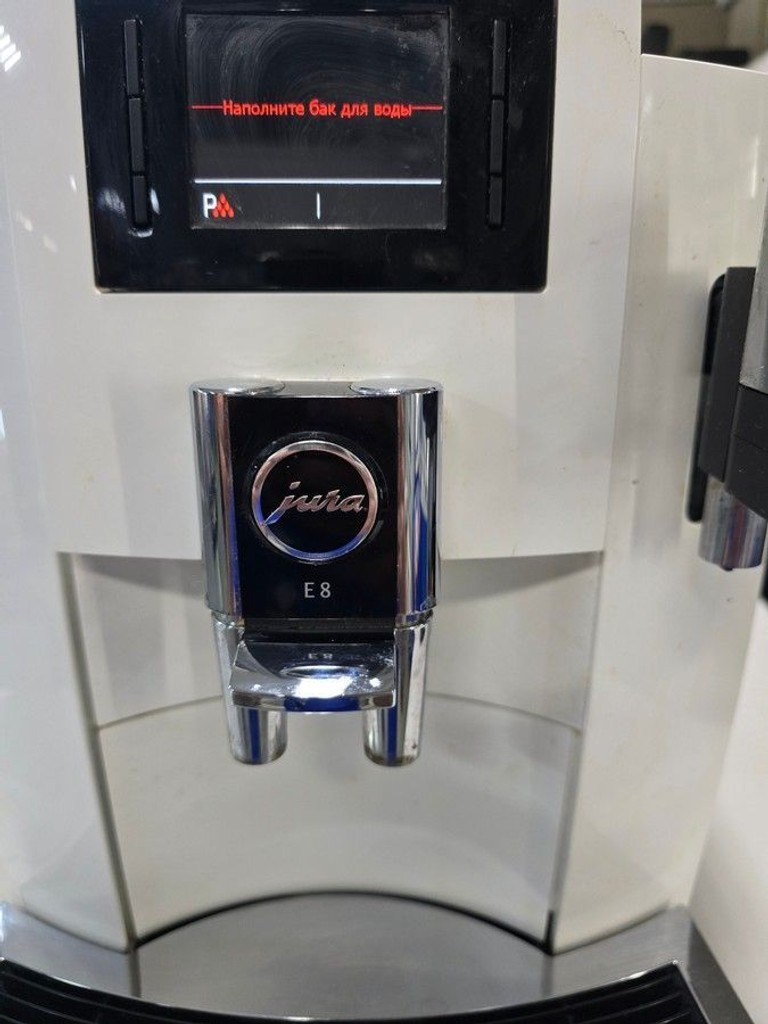 Объявление Jura E8 MoonLight Silver (EB) 15336 Б/У