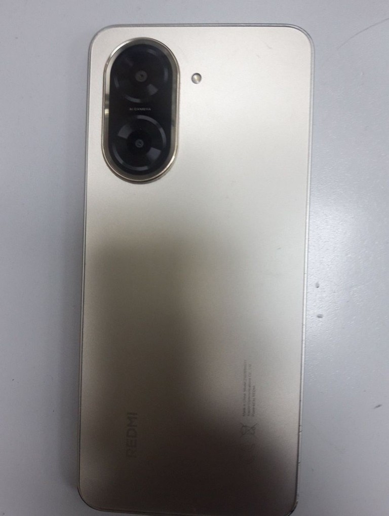 Купити Xiaomi redmi a5 4/128gb Б/У