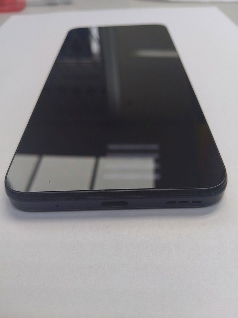 Розпродаж Motorola moto e13 8/128gb xt2345-3, продавець Техноскарб