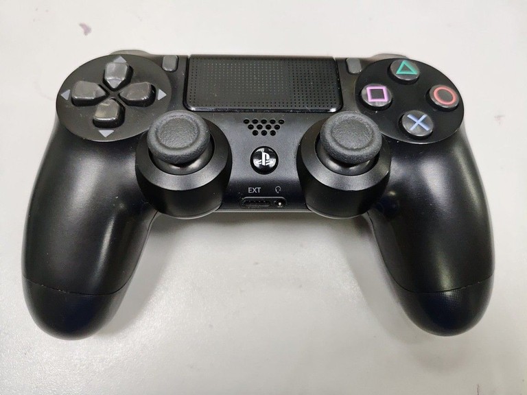 Дешиво Sony dualshock 4 v2 с ломбарда